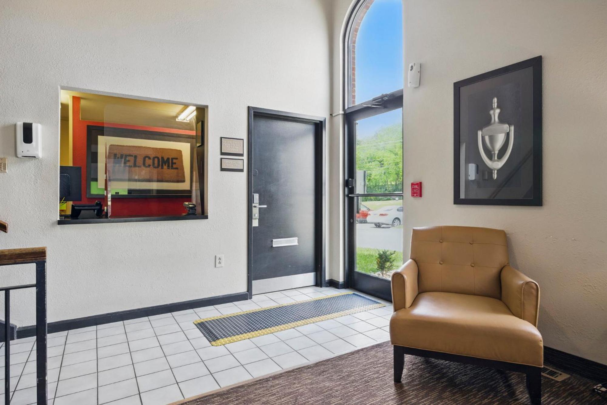 Homestay Suites Hotel